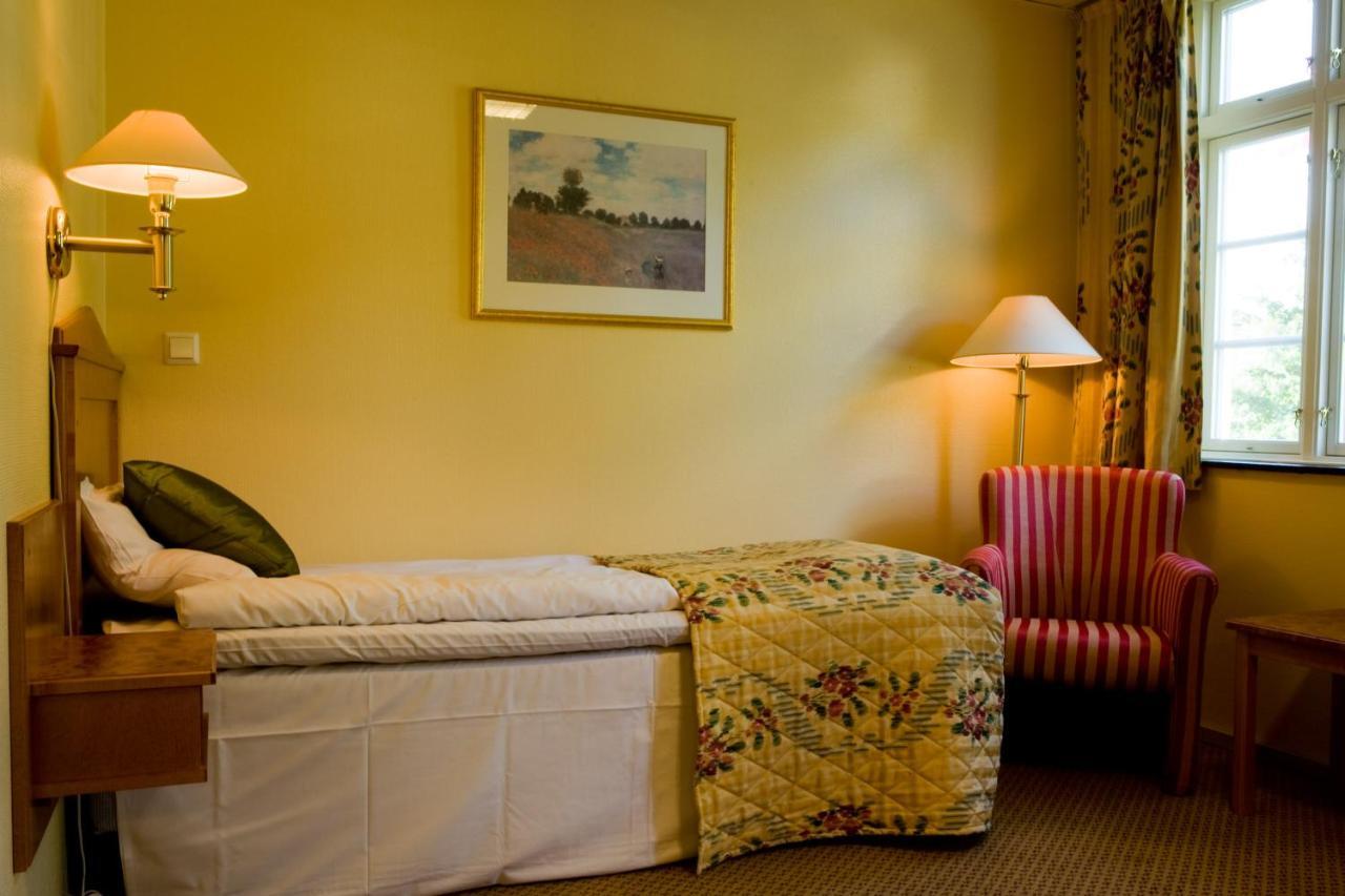 Ovre Sem Gard Hotel Asker Buitenkant foto