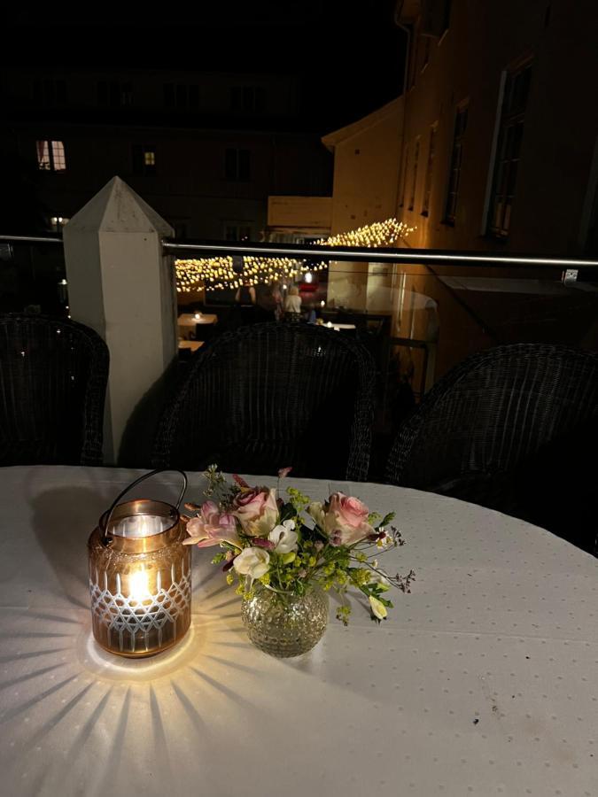 Ovre Sem Gard Hotel Asker Buitenkant foto